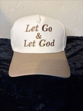 NWT cap